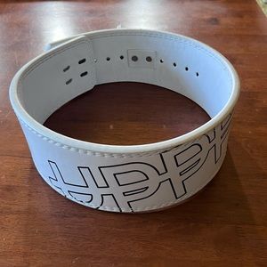 Uppper lever belt